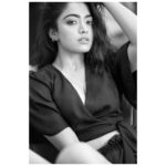 Rashmika Mandanna Instagram – Something magical for you today! ✨🎬🖤

📸: @avigowariker