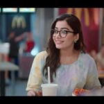 Rashmika Mandanna Instagram – One bite of McSpicy Fried Chicken can make you do unbelievable things 😮

Want to find out what you can(not) do? 😉

Then try the spiiccyyy McDonald’s McSpicy Fried Chicken today!!🤤

*Available across select stores in South India

@mcdonalds_india 

#mcdonaldsindia #McSpicyFriedChicken #IMLovinIt

#Partnership
