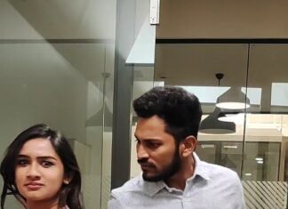 Raveena Daha Instagram - Pombala pulla ulla irukuradhu theriyala🤨😂 With annan @kuraishi_the_entertainer 😍 My outfit from: @_vaighastores_ 😍