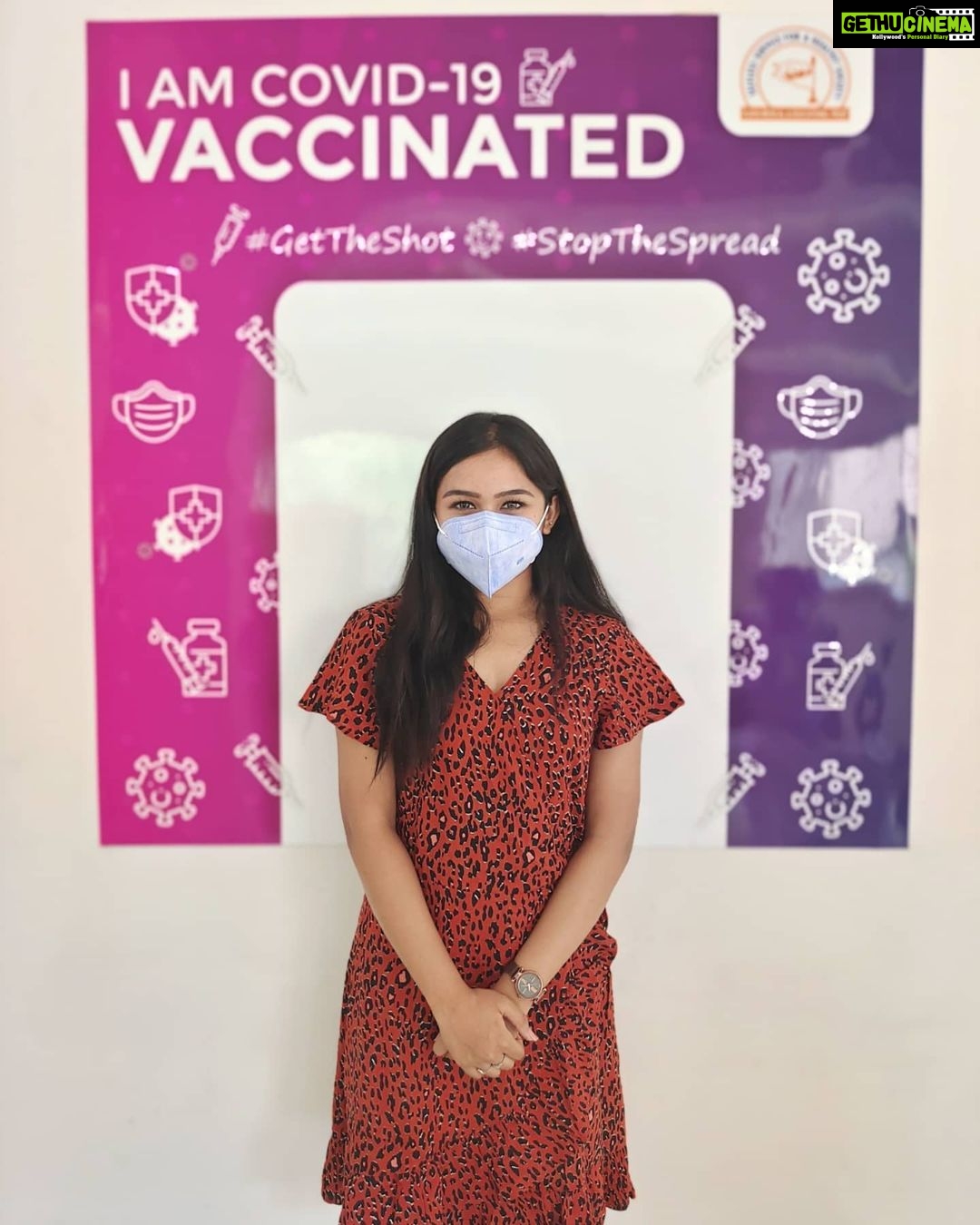 Raveena Daha Instagram - Got vaccinated ☺️☺️(1st dose ) #covid_19 #vaccinationdone✔️ #ᴠᴀᴄᴄɪɴᴇᴅᴀʏ💉