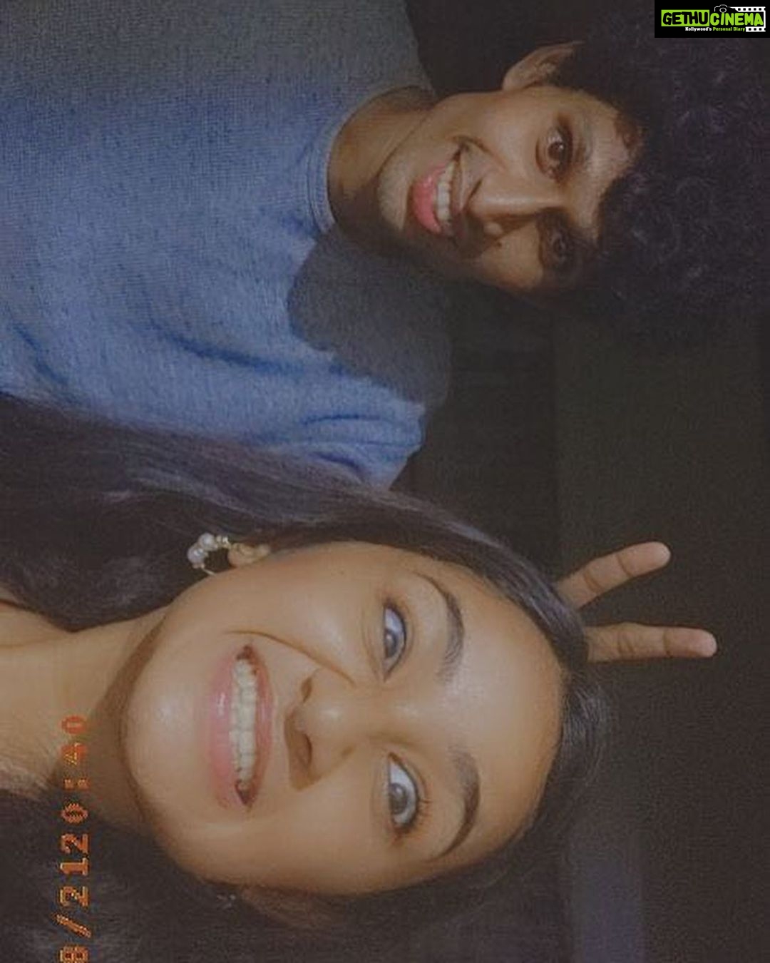 Raveena Daha Instagram - Happy birthday ende kaakachiyee ๐คโจ๐ The naughtiest person Iโve ever met ! ๐คฆ๐ป. The living Pablo escobar๐ The great legend ๐ The great kallan ๐๐ค My only and only Chettan Mr. Aji๐คโจ #happybirthday #kaakachi #aji #pablo #raveena #raveendaha
