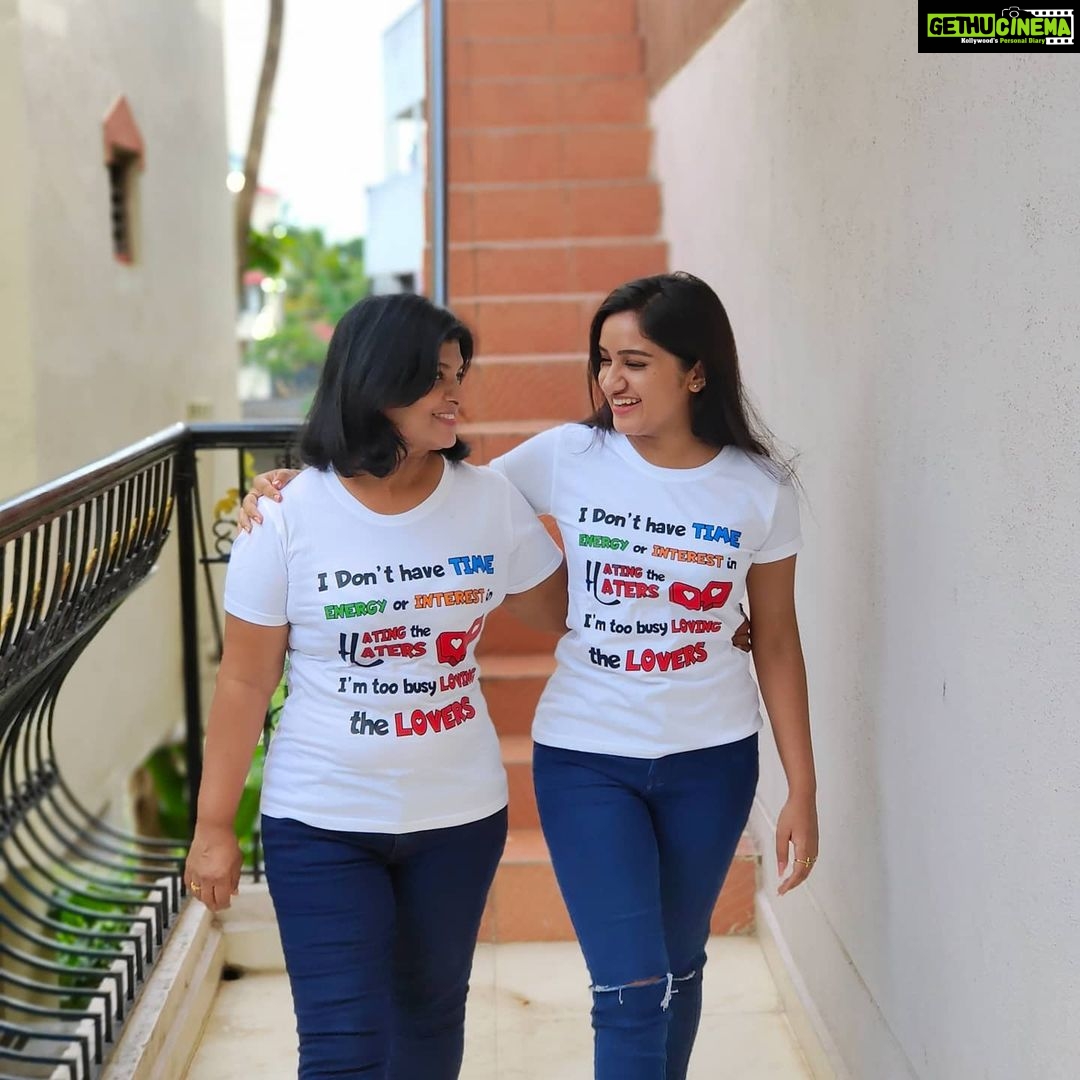 Raveena Daha Instagram - Customised t shirt from: @laya_collections ❤️ . I don't have Time, energy, or intrest in hating the haters. I'm too busy loving the lovers 💯🦋 . Twinning with mommy😘💙 . Get your customised unisex tshirts at best and affordable cost @laya_collections ☺️🤍