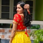 Raveena Daha Instagram - எண்ணம் போல் வாழ்க்கை 💙✨ Lehenga from: @online_storemarket 🥰😍 HAPPY 800K FAMILY 🌈🥰😍