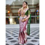Raveena Daha Instagram - ✨😍✨ Pure silk saree from : @grb_silks 😍 I absolutely loved this saree, it enhanced my beauty 🙈 . Designer blouse from: @d3boutiquee 😍 The hand work and colour of this blouse perfectly matched my saree ❤️ .. Matte finish Bridal jewelry from : @chennai_jazz 😍✨✨ .. #raveena #raveenadaha
