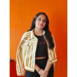 Raveena Daha Instagram - Jackets are like fries, you can't have just one😜 Jacket from : @sumaayaboutique 💗 #raveena #raveenadaha