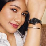 Raveena Daha Instagram - Lost time is never found again ⌚️💯 Today’s list of essentials includes @danielwellington ✅ Avail the ongoing offer on the website, buy any watch from the Iconic Link collection and get a classic bracelet free. Additionally use my code RAVEENADW and get 15% off on the purchase from the website. #ad #dwindia #raveena #raveenadaha @danielwellington #ad