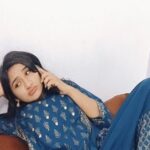 Raveena Daha Instagram - Ponnu pesudhu boss 😂😂😂 #raveena #raveenadaha #thalaivar #vadivelu