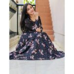Raveena Daha Instagram – இது மாற்றமா ?தடுமாற்றமா ?
என் நெஞ்சிலே 
பனி மூட்டமா.. 🤍💙🤍

Beautiful long gown from : @fashion_fit_women 😍🖤 

#raveena #raveenadaha