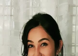 Raveena Daha Instagram - Please close the door ! 🙏😂 Innah mayilu ? 😂 #raveena #raveenadaha