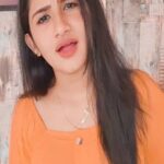 Raveena Daha Instagram – Sattu puttu nu vaanga ingaiye wait pandren😂😂

#funny #raveena #raveenadaha