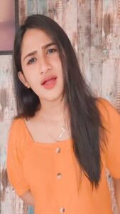 Raveena Daha Instagram - Sattu puttu nu vaanga ingaiye wait pandren😂😂

#funny #raveena #raveenadaha