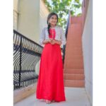 Raveena Daha Instagram – Loved this outfit from www.fairshops.in π @fairshops_official this is not only a website for cloths it also has cosmetics products and various other products. Do checkout π¦π€
#raveena #raveenadaha