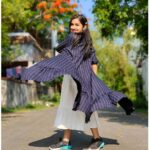 Raveena Daha Instagram - உன் விரல் பிடித்திடும் வரம் ஒன்று கிடைக்க உயிருடன் வாழ்கிறேன் நானடி 🦋🥺💙 Outfit from: @svfashions_ 😍✨💙 #raveena #raveenadaha
