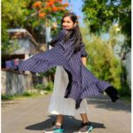 Raveena Daha Instagram – உன் விரல் பிடித்திடும் வரம் ஒன்று
கிடைக்க உயிருடன் வாழ்கிறேன்
நானடி 🦋🥺💙

Outfit from: @svfashions_ 😍✨💙

#raveena #raveenadaha