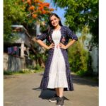 Raveena Daha Instagram – உன் விரல் பிடித்திடும் வரம் ஒன்று
கிடைக்க உயிருடன் வாழ்கிறேன்
நானடி 🦋🥺💙

Outfit from: @svfashions_ 😍✨💙

#raveena #raveenadaha