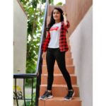 Raveena Daha Instagram - ❤️🖤❤️ Outfit from: @yummy_mannequin_shop 🖤 #raveena #raveenadaha