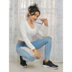 Raveena Daha Instagram - HAPPY 600K FAM🤍🤍🤍 Love you all 🌈🦋💙 Cute crop top from: @sai__collections_1 😍 #raveena #raveenadaha