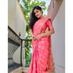 Raveena Daha Instagram – அவன் உள்ளம் என் வசம் ஆகுமோ ? 🙈🦋💙

#raveena #raveenadaha