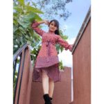 Raveena Daha Instagram - Retro 🤎🤍🤎 Outfit from :@hamsini_boutique 😍 #raveena #raveenadaha