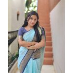 Raveena Daha Instagram - விழிகளை மூடினால் உன் முகம் பார்க்கிறேன் 💙🥰 Saree from: @the_cupid_fashions ❤️ #raveena #raveenadaha