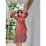 Raveena Daha Instagram - Retro 🤎🤍🤎 Outfit from :@hamsini_boutique 😍 #raveena #raveenadaha