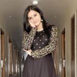 Raveena Daha Instagram - கண்ணில் எழுதும் கண்மை நிறமே 🖤 Outfit from:@bhuwi_collectionss 😍 #raveena #raveenadaha