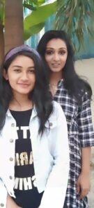 Raveena Daha Instagram - Extreme cuckoos 😂 going with trend!❤️ . @anusree_avani 😘 #reelitfeelit #mounaraagam2 #raveena #raveendaha #instareels