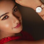 Raveena Daha Instagram - Don't you have a @danielwellington watch yet? Now’s the time 😱 Showing off my #DanielWellington Petite Melrose watch and Elan Unity Bracelet, both in Rose Gold 🤩 Use my code RAVEENAJ to get a 15% off on your purchase on their website. Happy Shopping!!! 🎁 Pc:📸 @harikumar.gk #raveena #raveenadaha #danielwellington