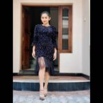 Raveena Daha Instagram - உன்னை தாண்டி போகும் போது வீசும் காற்றின் வீச்சு வேறு. 🖤❤️ Outfit from:@classic_collections_for_you 😍 #raveena #raveenadaha