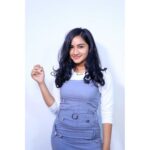 Raveena Daha Instagram - 🌚🌛 Outfit from: @girly_.collections ❤️ #raveena #raveenadaha