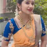 Raveena Daha Instagram - Kaanatha kangalai kaana vanthen💙💙 Beautiful blouse and saree from @ravikkai_selai ❤️‍🔥 Jewellery from @new_ideas_fashions 😍 #raveena #raveenadaha
