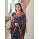 Raveena Daha Instagram - சொல்லாமல் தொட்டுச் செல்லும் தென்றல்✨ Saree from:@the_shop_valley 🦋 #raveena #raveenadaha
