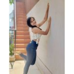 Raveena Daha Instagram - When I follow my heart it leads me to YOU 💙 Top from : @style_loft_designer 🌈 #raveena #raveenadaha