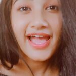 Raveena Daha Instagram - 🤧😝 #reelifeelit