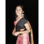 Raveena Daha Instagram - காதலும் கடந்து போகும்🤭❤️ Saree from: @girly_collections_online_store 🐣❤️ #raveena #raveenadaha