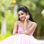 Raveena Daha Instagram – 💮💮👸💮💮

photoshoot with video shoot in Cinderella concept
mua & hair do : @mithras_bb_academy 
@actress_bharathanaidu_official 
@priyazdreammakeover (hairdo)
photography: @shagulphotography 
video & edit : @cuts_shelton 
jewellery: @luxefashion_jewellery @chennai_jazz 
costume: @lakshana_designer_studio