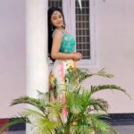 Raveena Daha Instagram - Merry Christmas 🎄⛄ Gorgeous Lehenga from:@she_vibess 😍 Also get 10% off on your first order using my code SHE_RAVEENA 😍 Jewellery from:@esha_sparks_n_glitters 😍