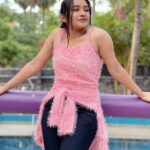 Raveena Daha Instagram - 🌸🖤🌸 Cute top from @dresshousee_ Scrunchies from @dresshousee_ 🎀 #raveena #raveenadaha