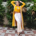 Raveena Daha Instagram – If your dreams appear impossible, there is a wrong man in your life !🤷

Outfit from:@shree__fashion_ ❤️

#raveena #raveenadaha