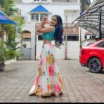 Raveena Daha Instagram - Merry Christmas 🎄⛄ Gorgeous Lehenga from:@she_vibess 😍 Also get 10% off on your first order using my code SHE_RAVEENA 😍 Jewellery from:@esha_sparks_n_glitters 😍