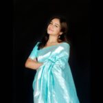 Raveena Daha Instagram - காமன் நாட்குறிப்பில் காதல் கதையானோம்💙 Saree from:@star_collectionsss #raveena #raveenadaha