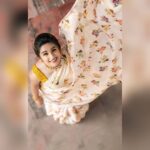 Raveena Daha Instagram - Curvy road cause beautiful destination 💯❤️ ✨✨✨✨ Muah : @jyothsanamakeoverartistry Behind the lens : @radnus32 Blouse : @uttara_trulyurs Saree : @designed_by_sindhu Jewellery : @pokkisham_jewellery Location : @delo_studios #raveena #raveenadaha