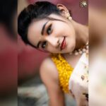 Raveena Daha Instagram - Curvy road cause beautiful destination 💯❤️ ✨✨✨✨ Muah : @jyothsanamakeoverartistry Behind the lens : @radnus32 Blouse : @uttara_trulyurs Saree : @designed_by_sindhu Jewellery : @pokkisham_jewellery Location : @delo_studios #raveena #raveenadaha