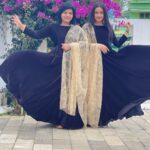 Raveena Daha Instagram - Twinning with Amma @yeah_me_1010 🥰😍🖤 Got this beautiful outfit customised from @gaisri_creation 🥰 Thankioo so much for this super gorgeous outfit 🤍
