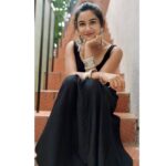 Raveena Daha Instagram - It's ok to be a little obsessed with jewelry 😍🤪 Earrings from: @_.thetrove._ 😍❤️ #raveena #raveenadha