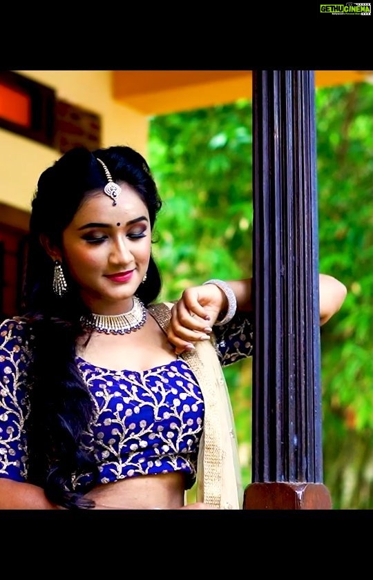 Raveena Daha Instagram - makeup- @swathi_hairandmakeup .. 🎥📸- @mrmrsphotography_15 @im_mohanram @uday_shutterbug @sudhakarstills360 .. Lehenga - @designed_by_sindhu .. Jewellery- @littlefingers_bridal_jewellery .. Location- hotel mahabs