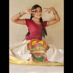 Raveena Daha Instagram – Thank you @kerala_bygone_fashion  for this beautiful pavadai set ❤️🥀

#raveena #raveenadaha