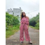 Raveena Daha Instagram – Oh, she’s sweet but a psycho🤪

Outfit from: @dhanshicollections ❤️

#raveena #raveenadaha