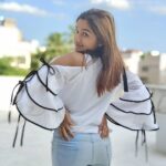 Raveena Daha Instagram - 🤍☁️💙 Top from: @uni.que.business #raveena #raveenadaha