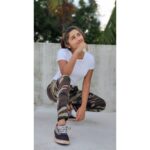Raveena Daha Instagram - 🌚🌝 Pant from:@your_little_store56 ❤️ #raveena #raveenadaha